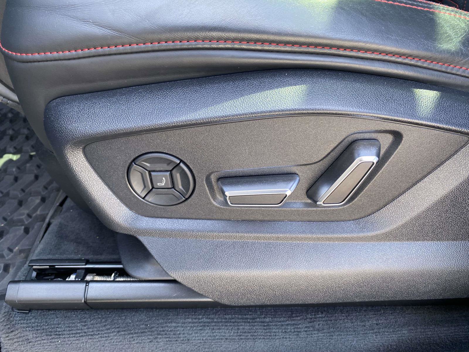 Certified 2022 Audi RS Q8 w/ Carbon Optic Package image 16