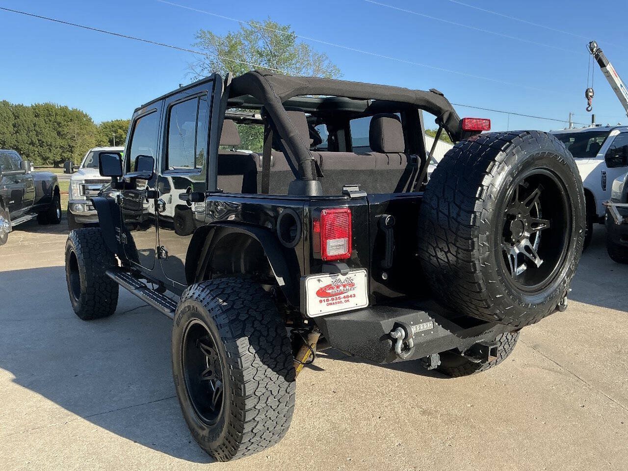 Used 2013 Jeep Wrangler Unlimited Sport w/ Trailer Tow Group AWD/4WD image 8