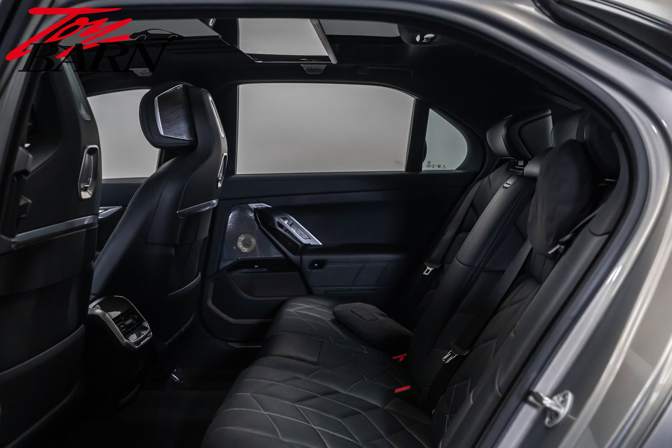 Used 2024 BMW 760i xDrive w/ Executive Package image 47