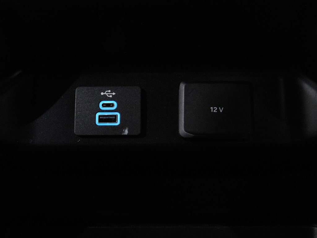 Used 2023 Ford F250 XLT image 50