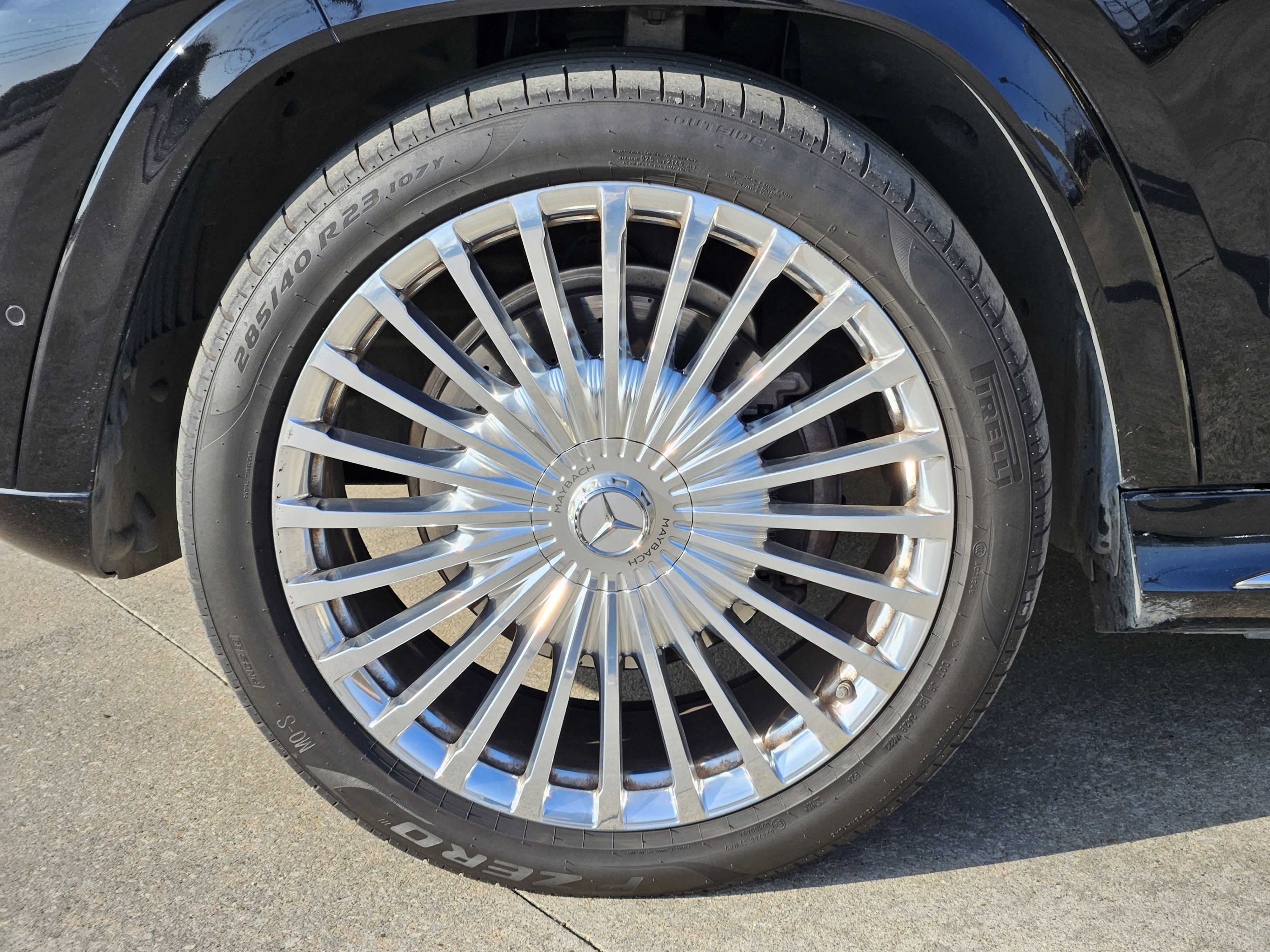 Used 2023 Mercedes-Benz Maybach GLS 600 Maybach GLS 600 image 12