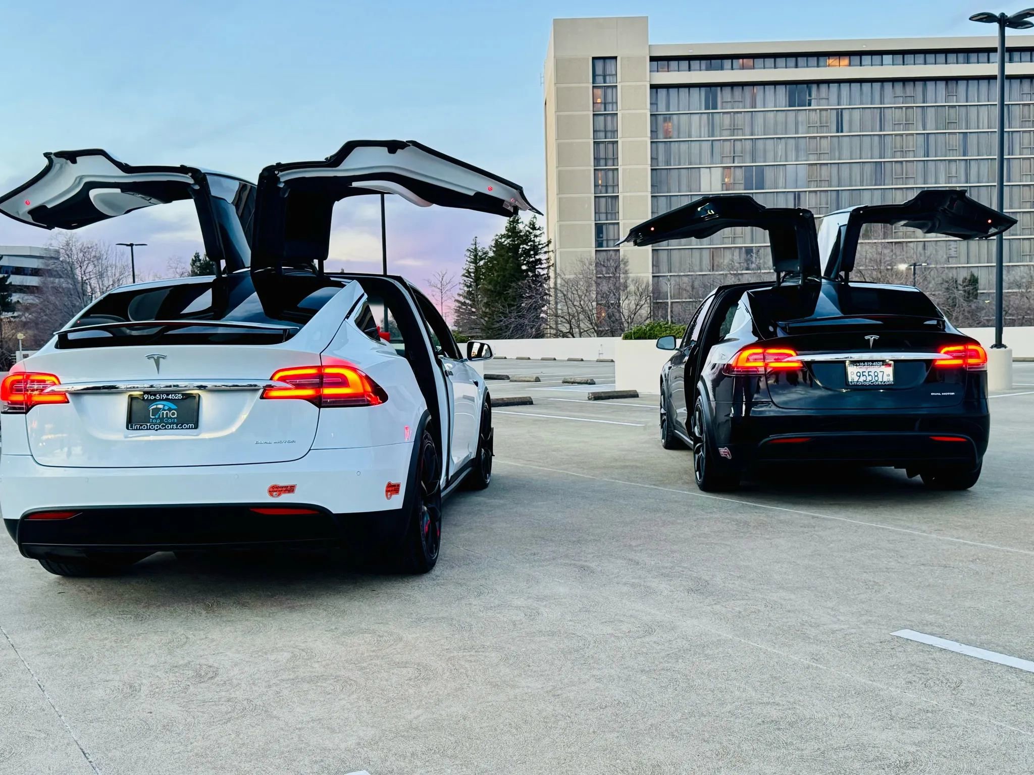 Used 2020 Tesla Model X Long Range image 42