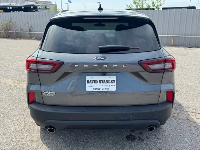 Used 2025 Ford Escape ST-Line FWD image 5