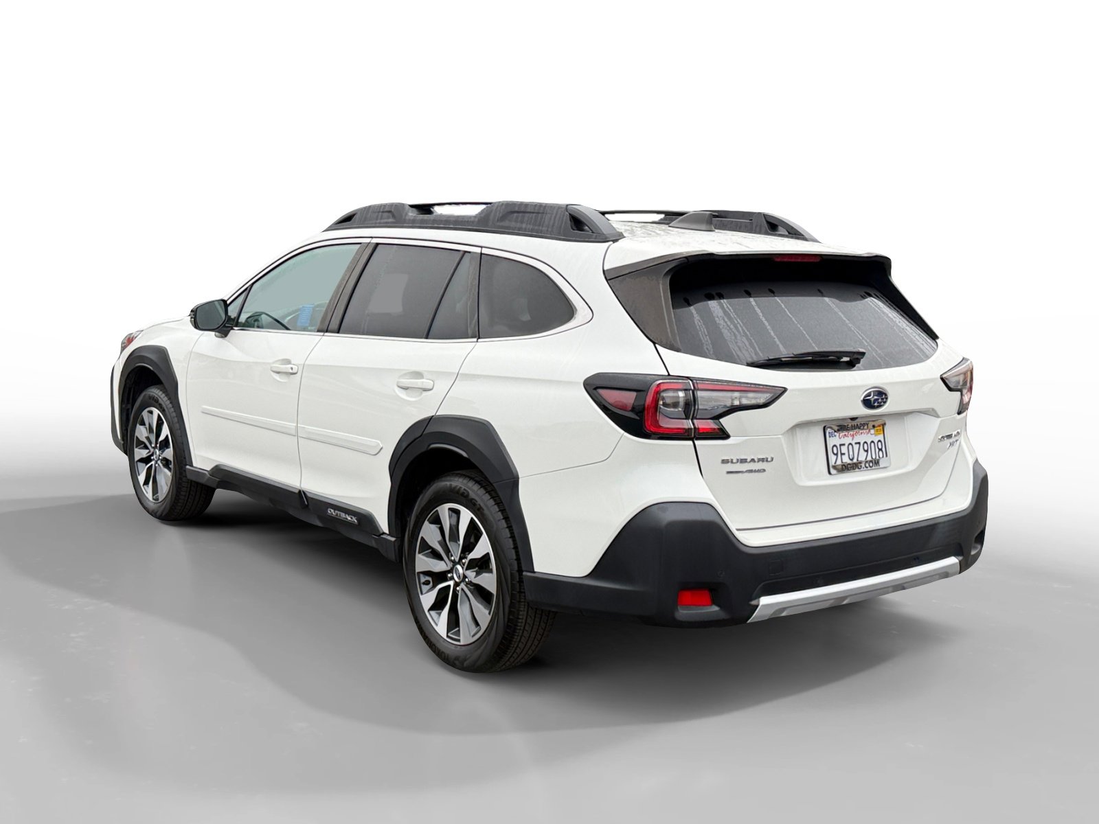 Used 2023 Subaru Outback Limited XT image 3