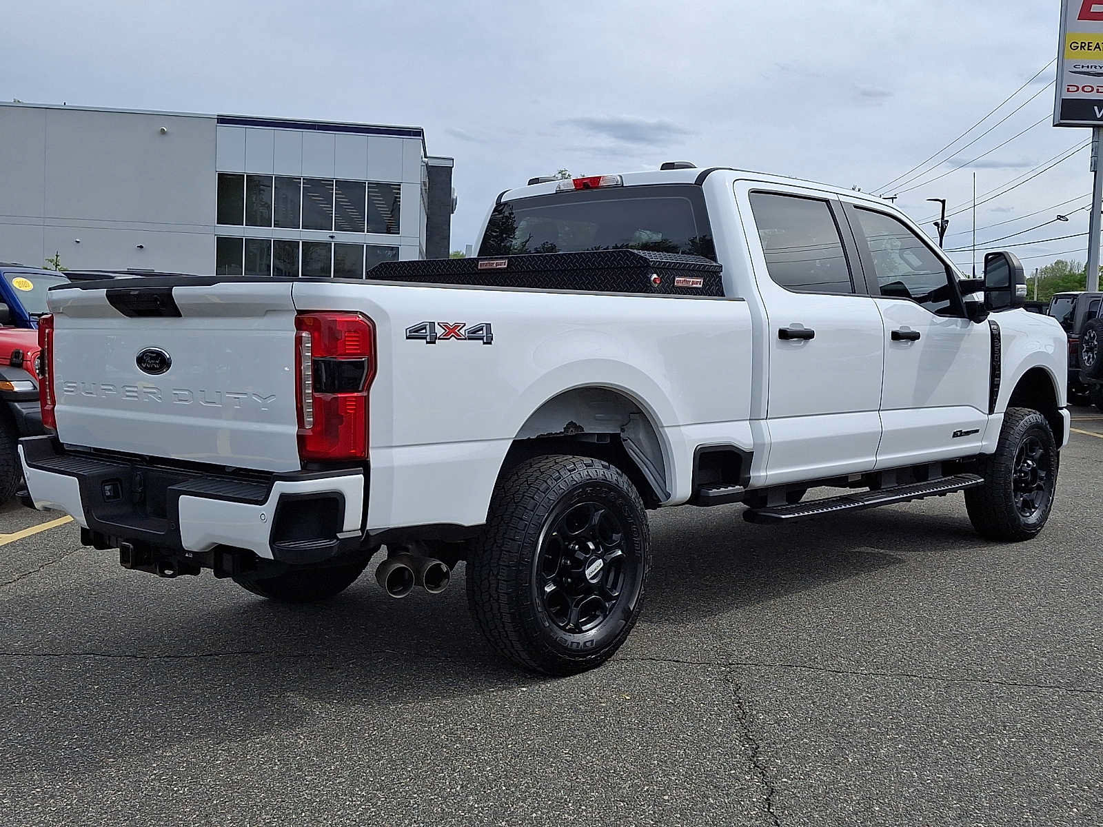 Used 2023 Ford F250 XL w/ STX Appearance Package AWD/4WD image 6