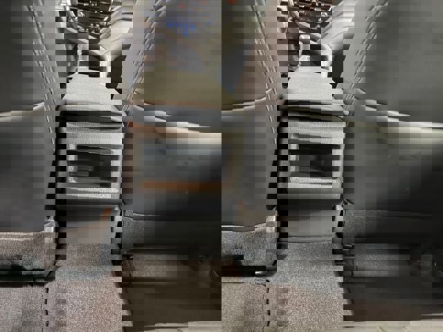 Used 2024 Toyota Camry SE image 30