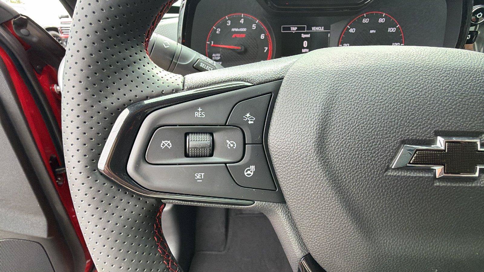 New 2026 Chevrolet Trax RS w/ Sunroof Package FWD image 23