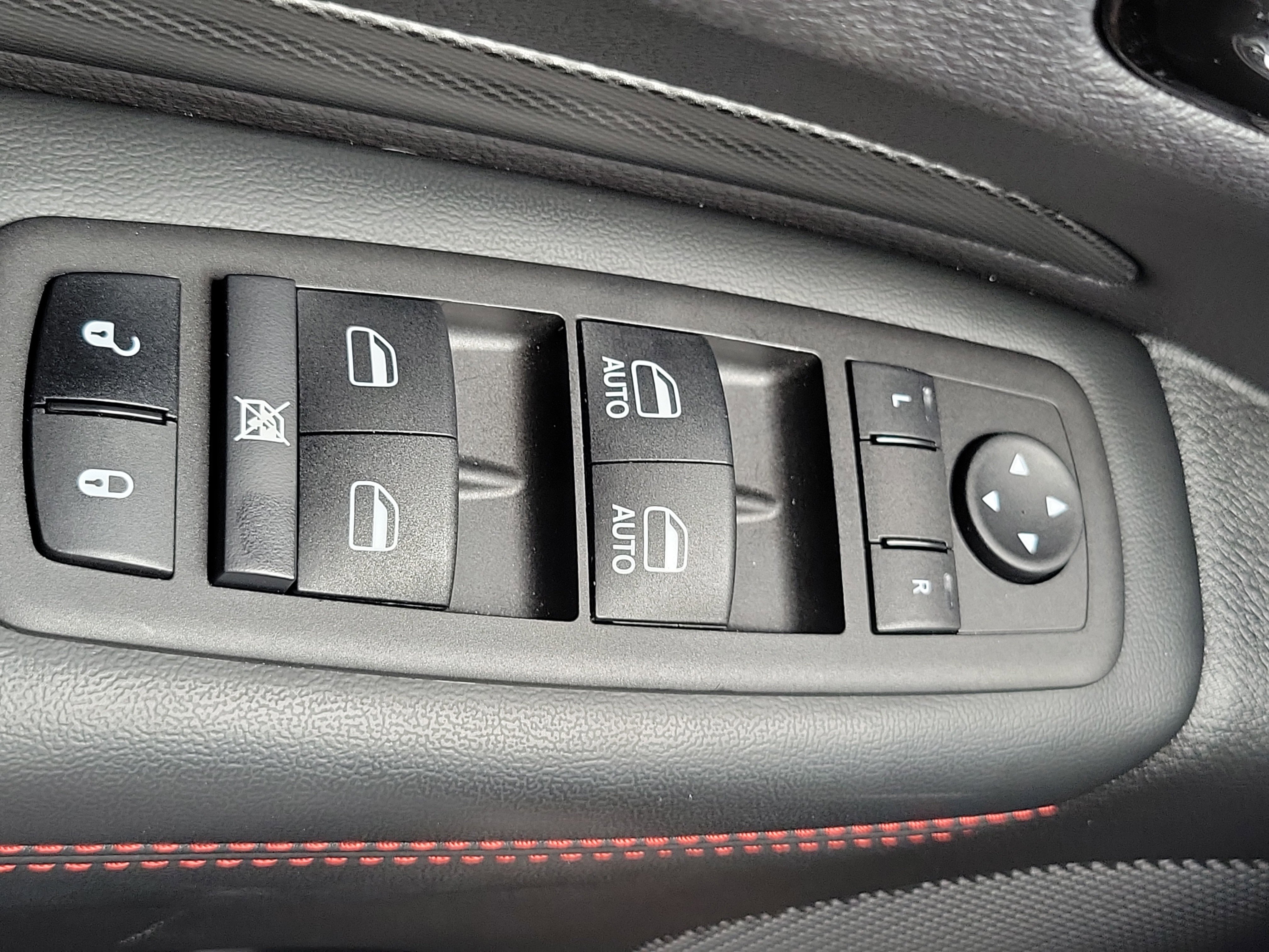 Used 2024 Dodge Durango GT w/ Blacktop Package image 16