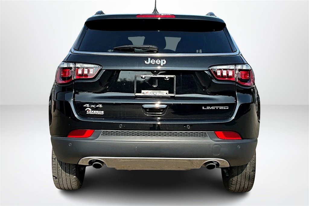 Used 2023 Jeep Compass Limited image 6