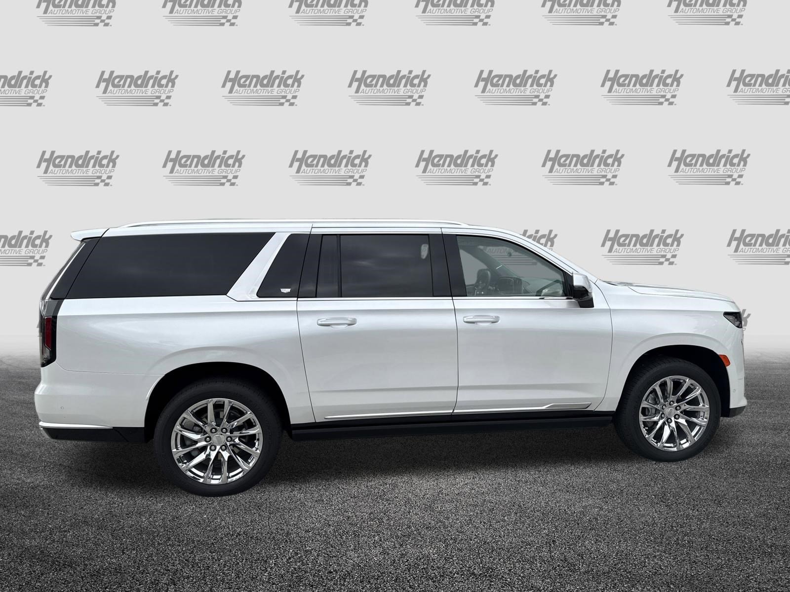 Used 2023 Cadillac Escalade ESV Premium Luxury Platinum w/ LPO, Radiant Package AWD/4WD image 10