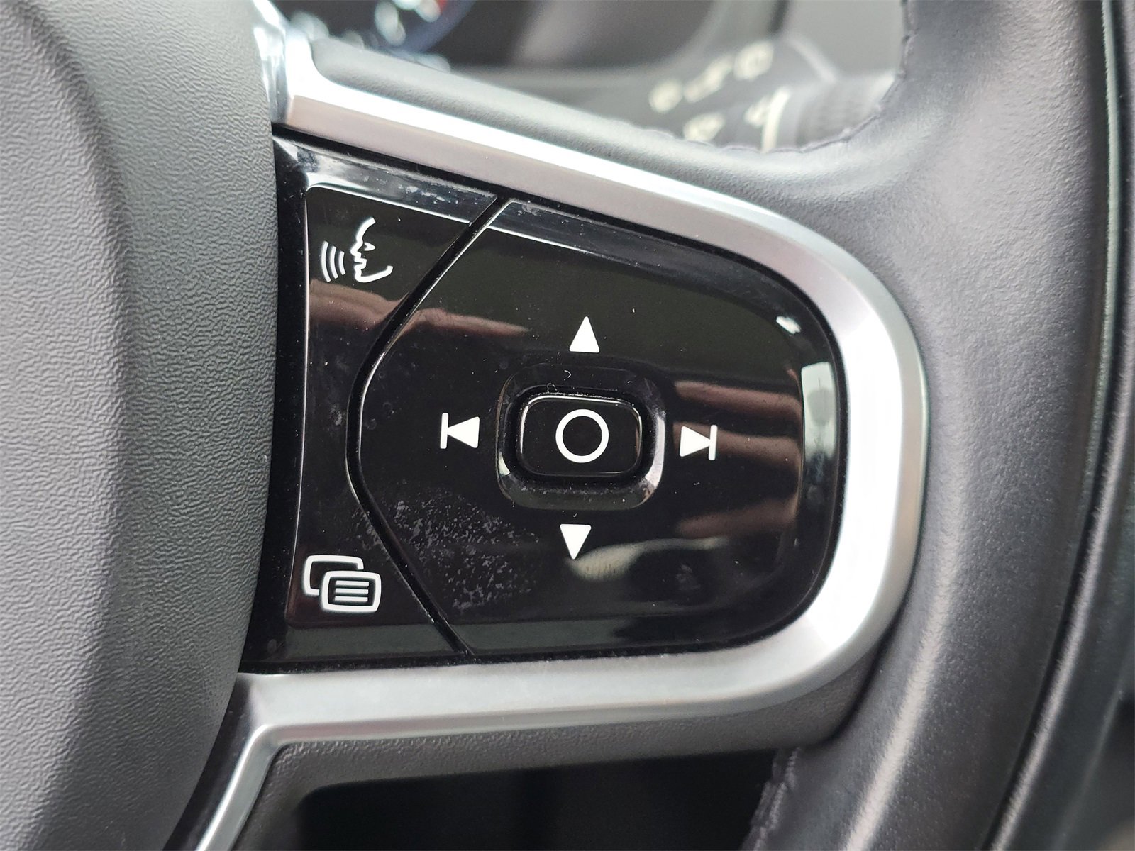 Used 2022 Volvo XC90 T6 Inscription image 22