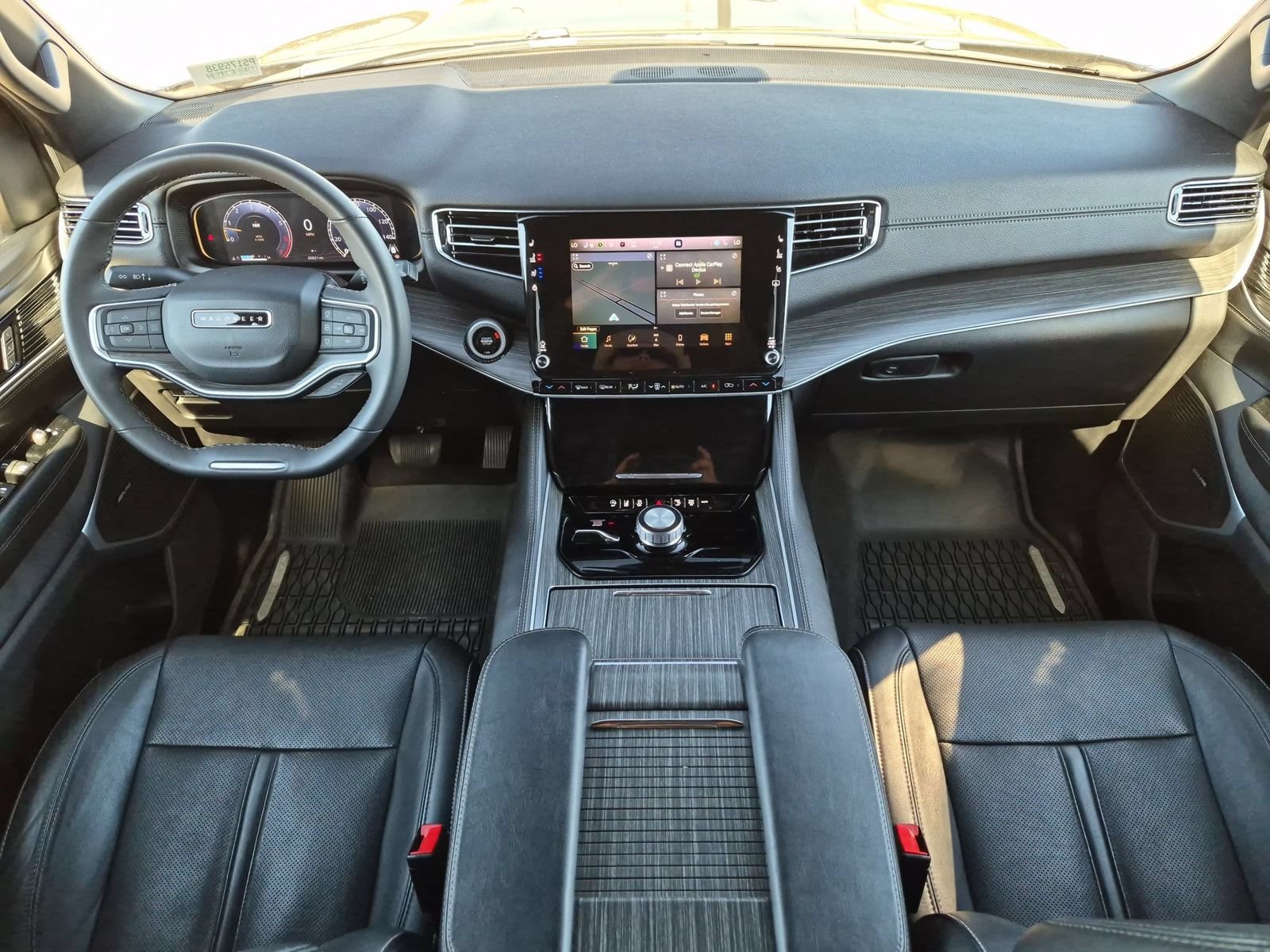 Used 2024 Jeep Wagoneer Series II AWD/4WD image 25