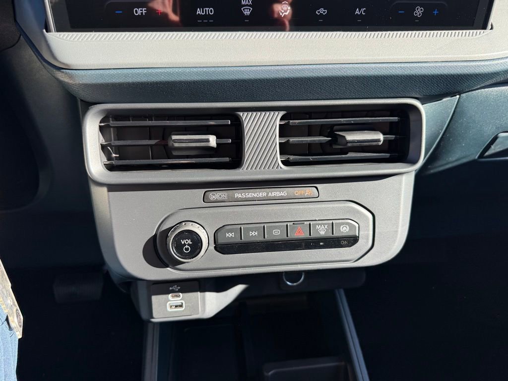 New 2026 Ford Maverick XL image 27