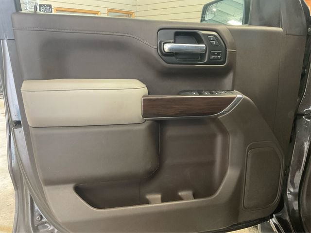 Used 2021 GMC Sierra 1500 SLT w/ X31 Off-Road Package image 19