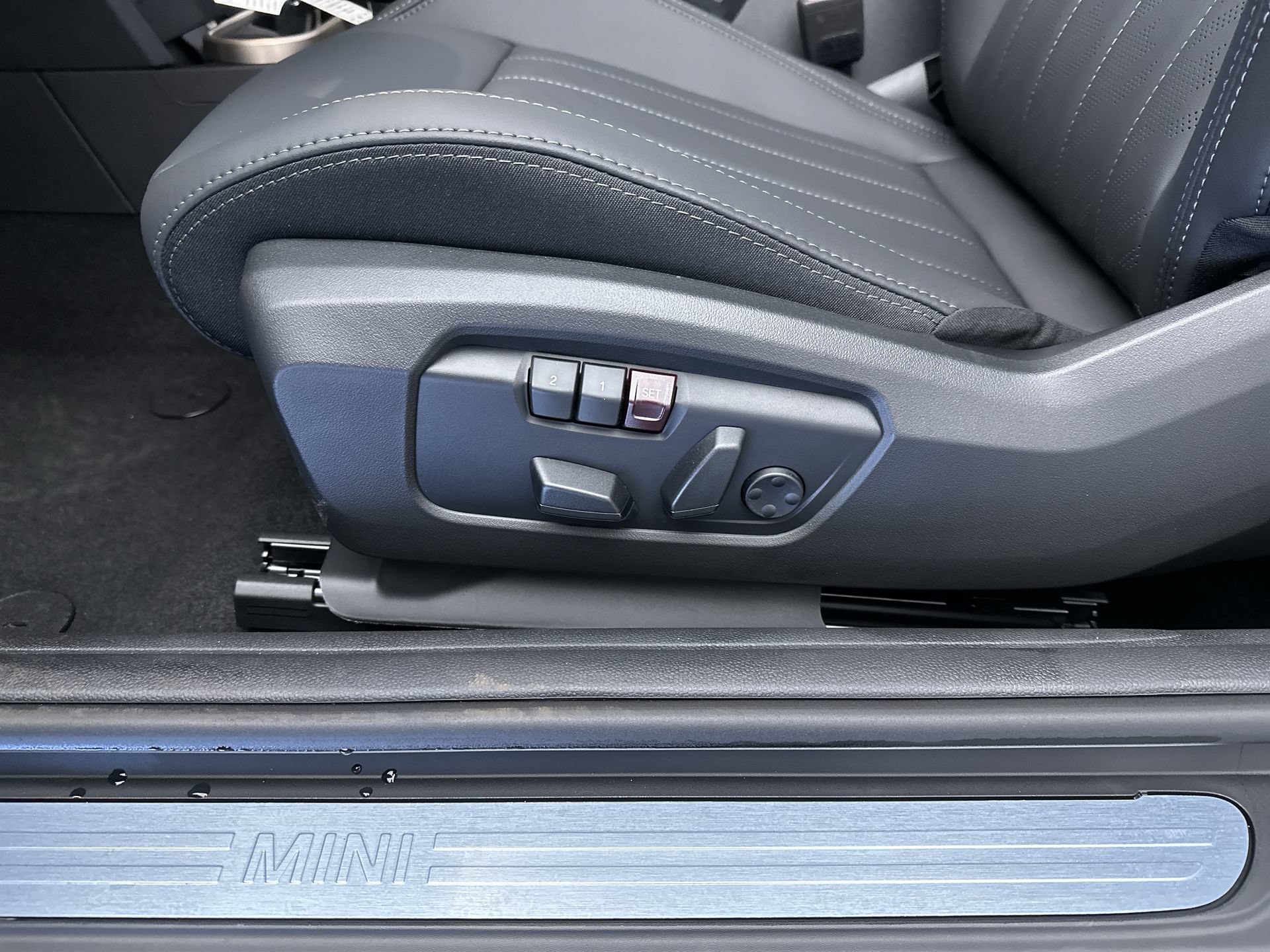 New 2026 MINI Cooper S FWD image 14