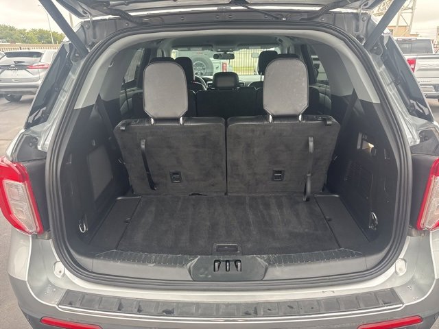 Used 2024 Ford Explorer Limited image 5