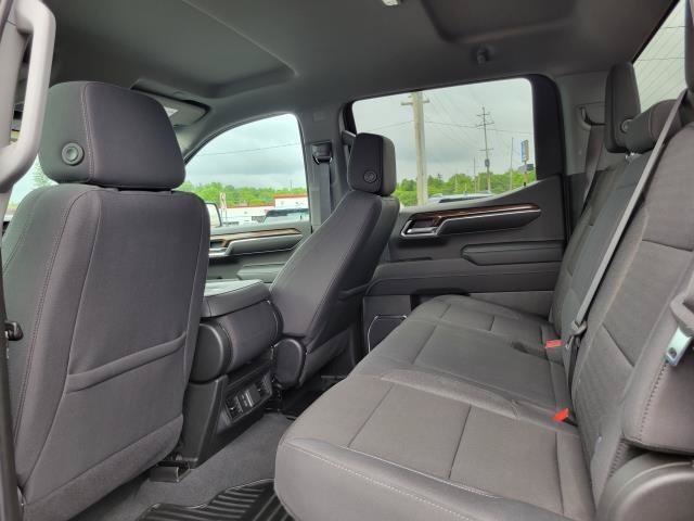 Used 2024 Chevrolet Silverado 1500 LT AWD/4WD image 22