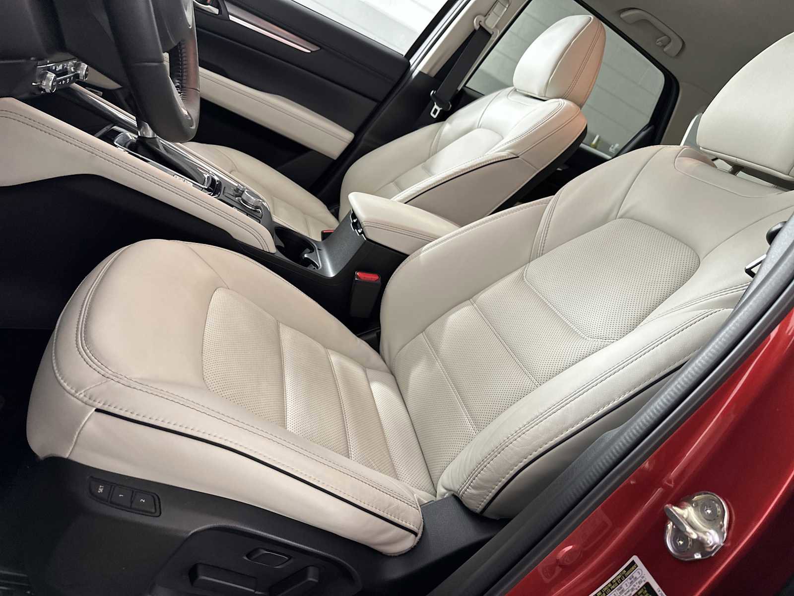 Used 2025 MAZDA CX-5 AWD 2.5 S w/ Premium Plus Pkg image 11