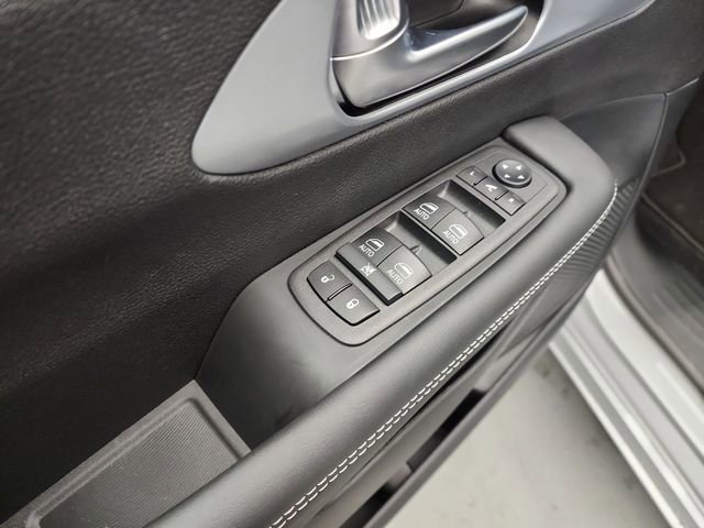 New 2026 Chrysler Pacifica Limited w/ S Appearance Package image 16