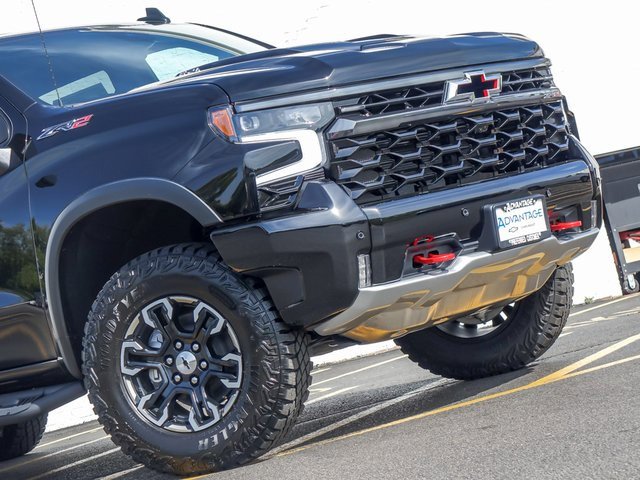New 2026 Chevrolet Silverado 1500 ZR2 image 3