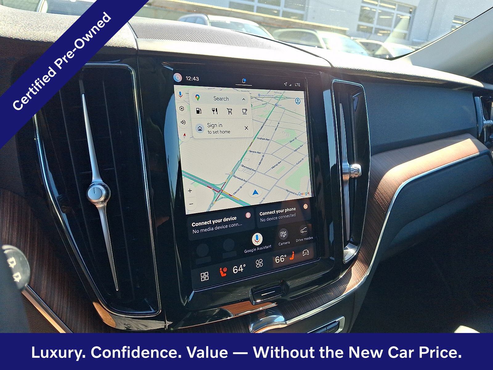 Certified 2024 Volvo XC60 B5 Plus w/ Protection Package Premier AWD/4WD image 18