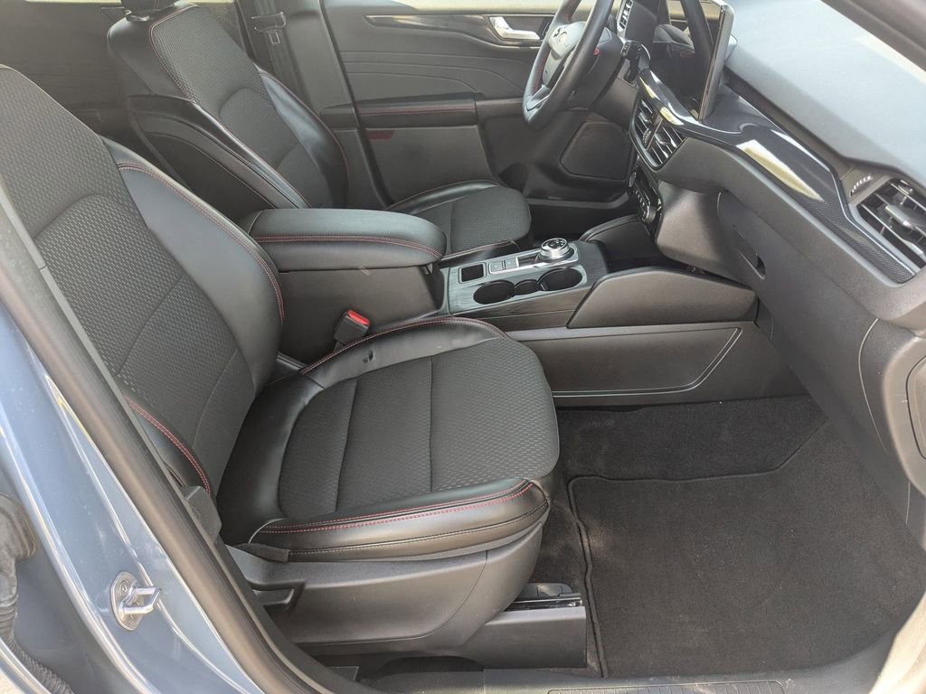Used 2024 Ford Escape ST-Line w/ Tech Pack #1 image 21