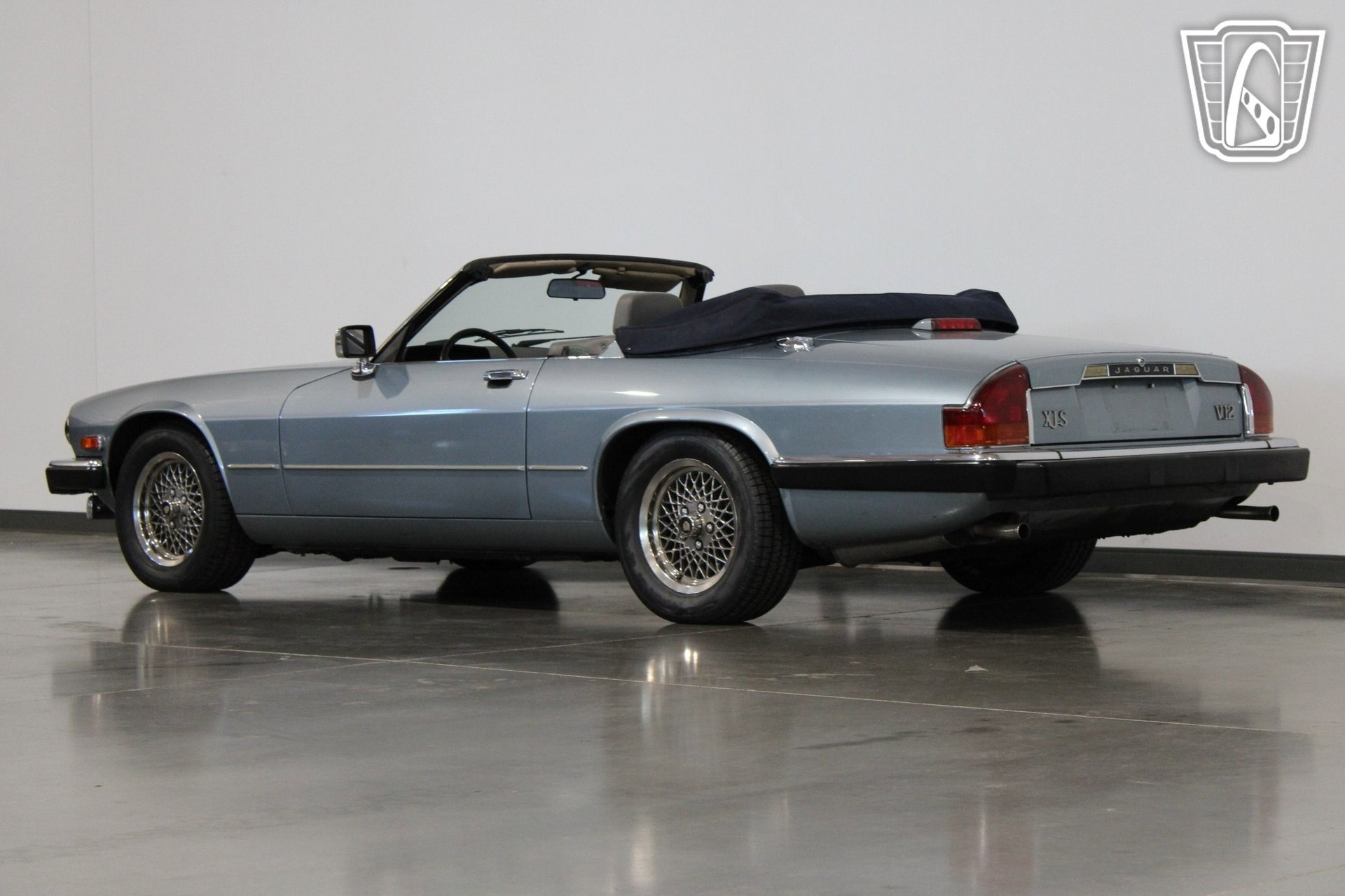 Used 1990 Jaguar XJS V12 Convertible RWD image 27