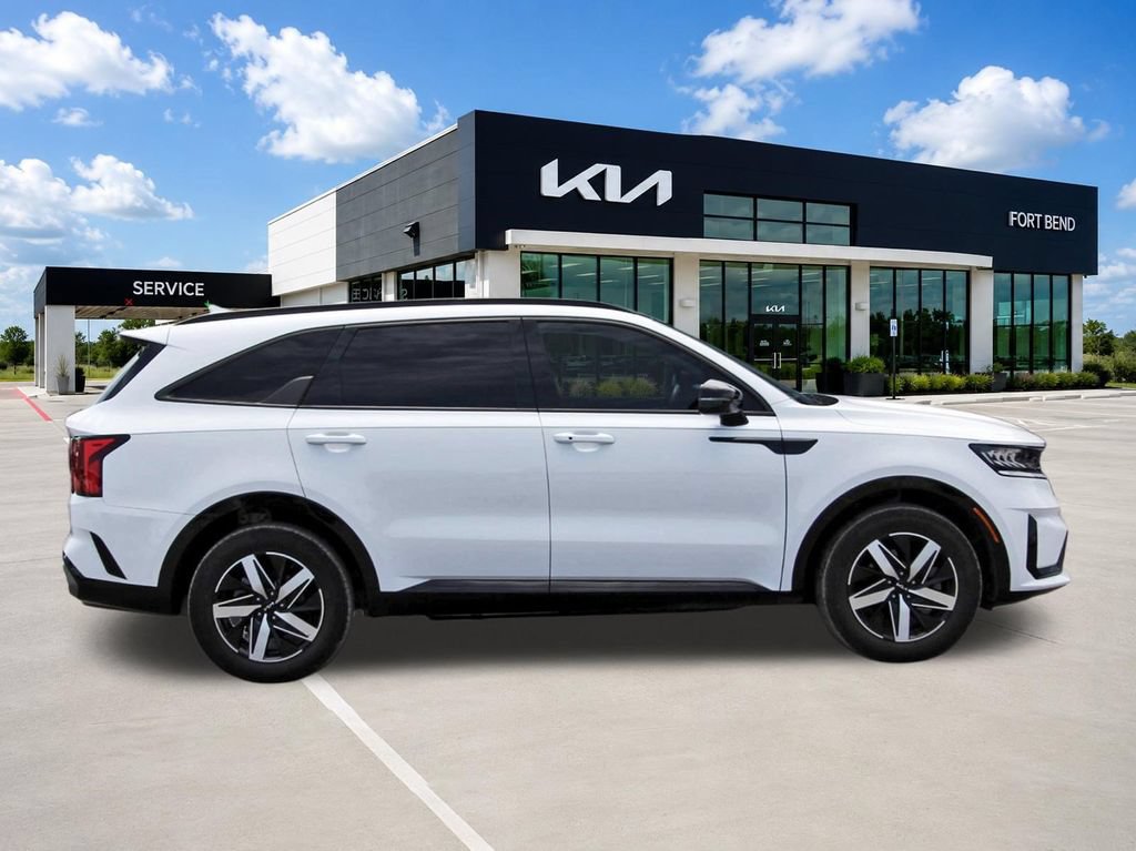 Used 2023 Kia Sorento S w/ Panoramic Sunroof Package FWD image 4