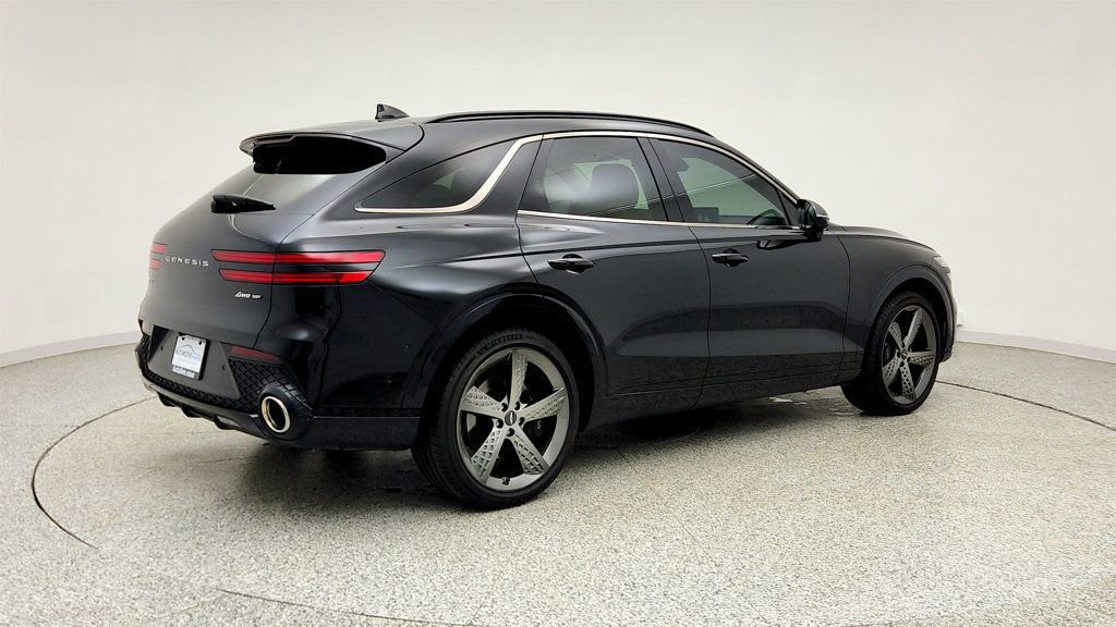 Used 2025 Genesis GV70 3.5T Sport w/ Sport Prestige Package AWD/4WD image 5