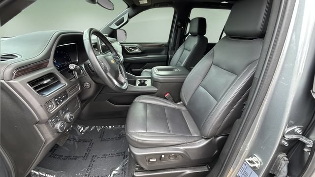 Used 2023 Chevrolet Tahoe LT w/ Luxury Package AWD/4WD image 18