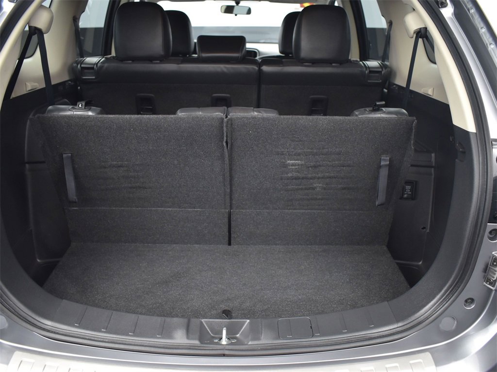 Used 2019 Mitsubishi Outlander SE image 5