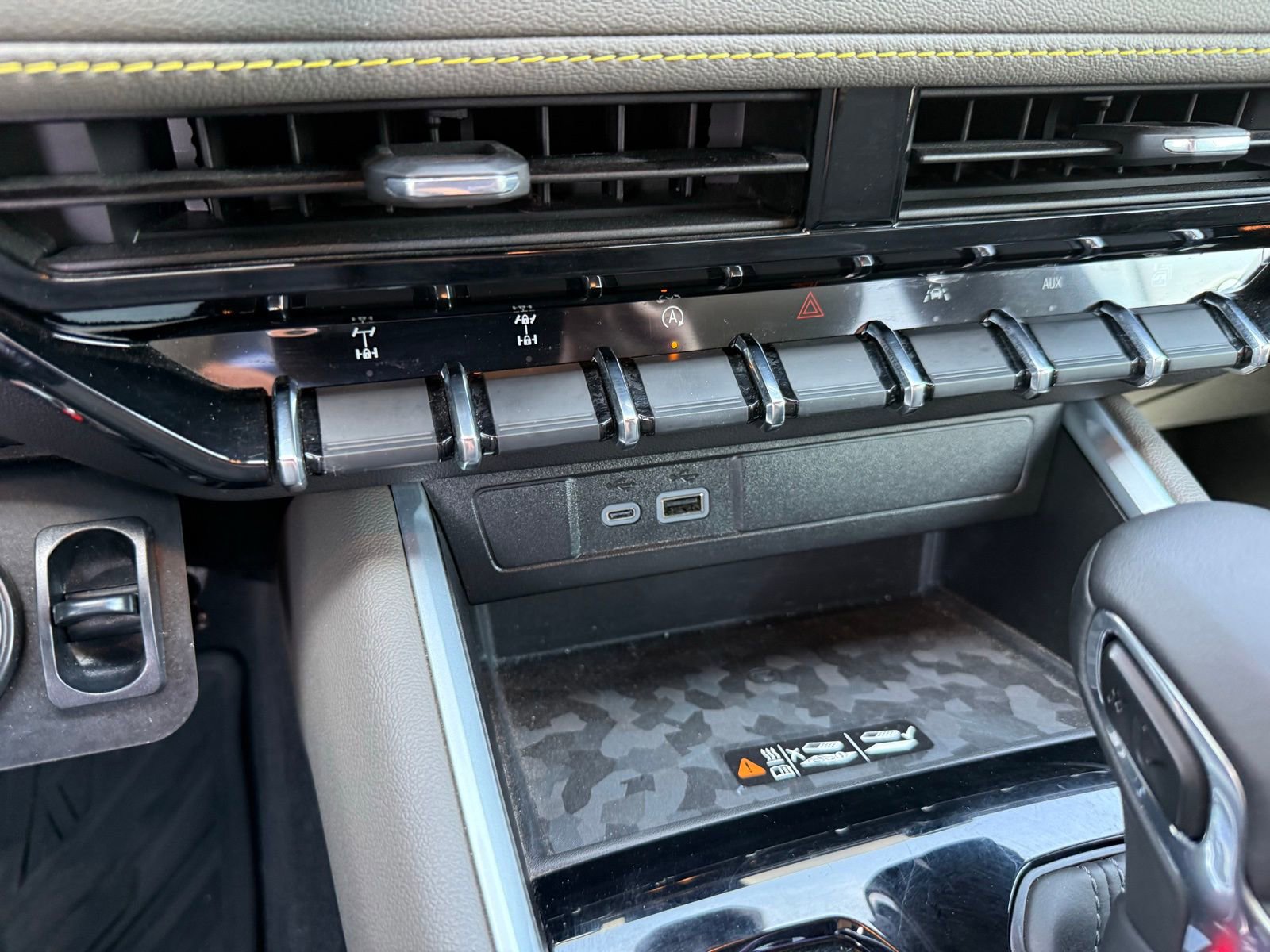 Used 2025 Chevrolet Colorado ZR2 image 26