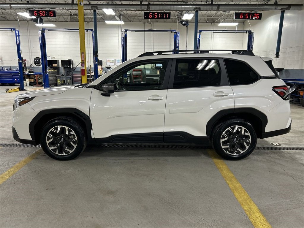 Certified 2025 Subaru Forester Premium image 5