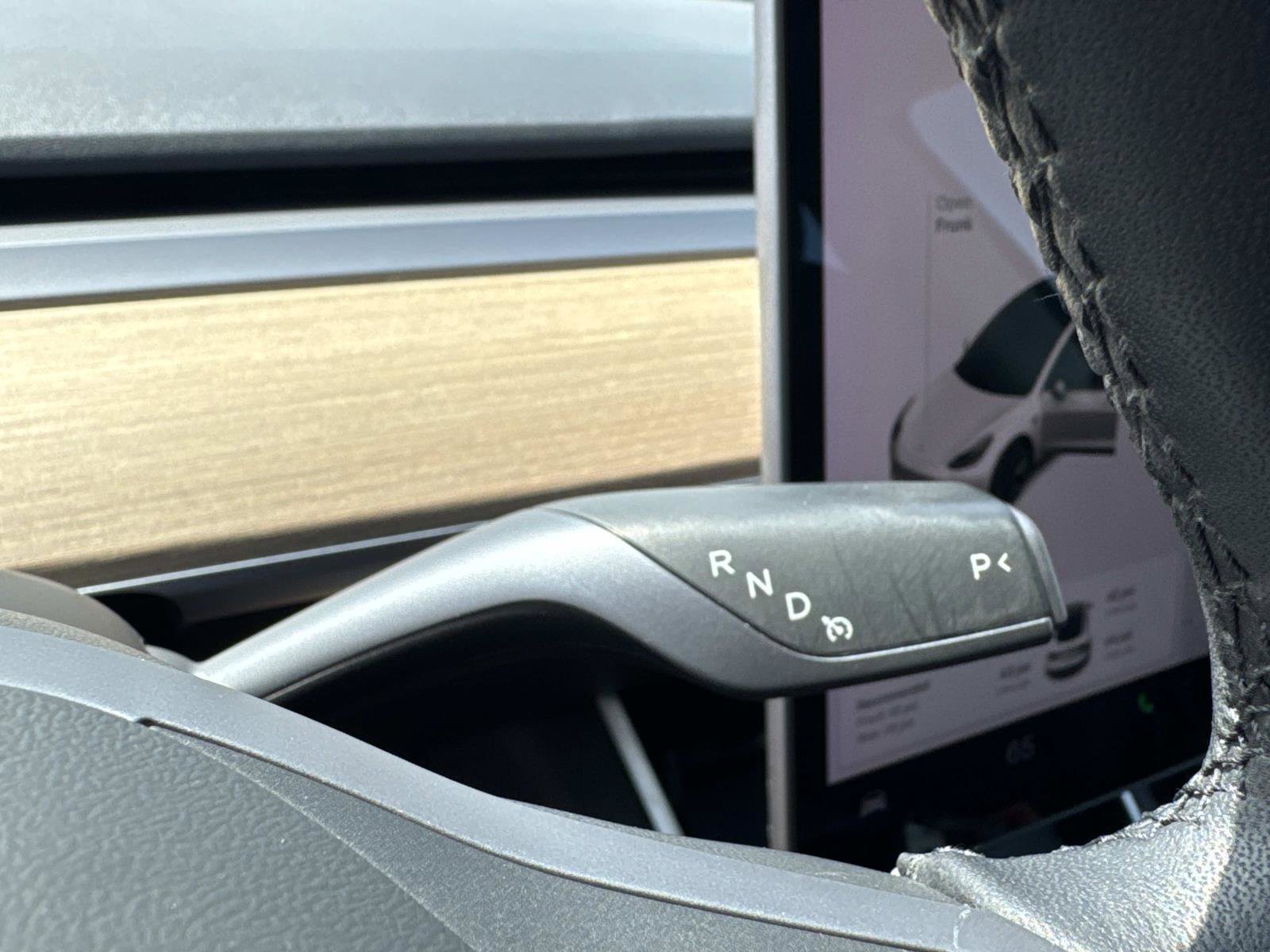 Used 2020 Tesla Model 3 Standard Range Plus RWD image 18
