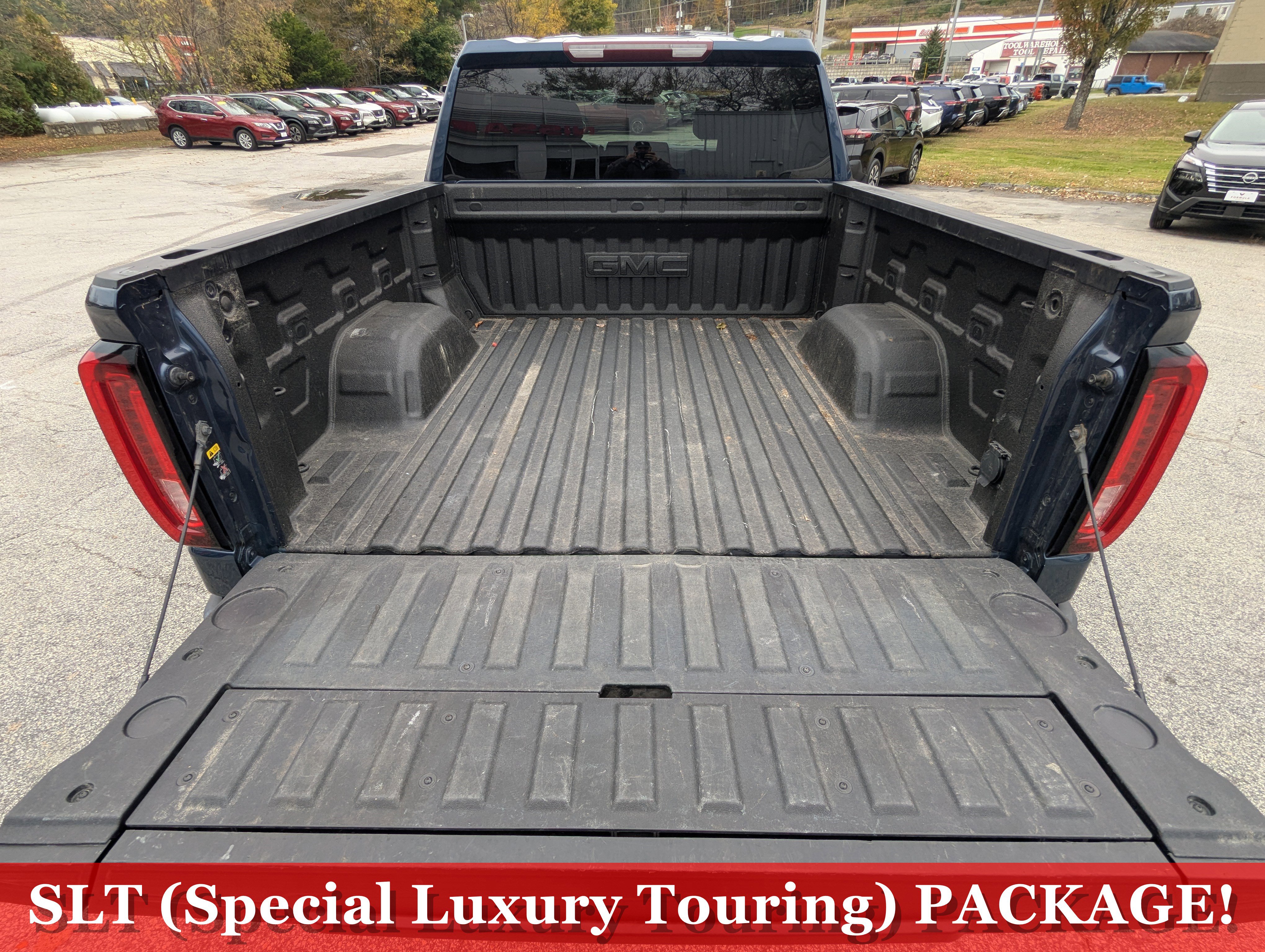 Used 2021 GMC Sierra 1500 SLT w/ X31 Off-Road Package image 15