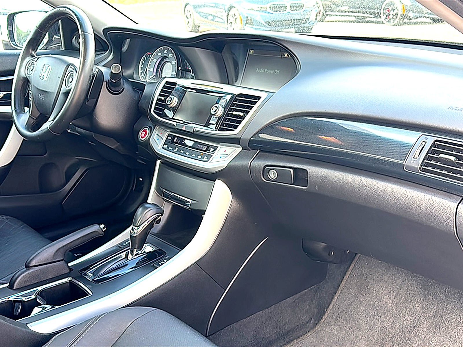 Used 2015 Honda Accord EX-L image 19