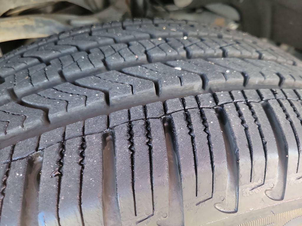 Used 2017 Ford F150 Lariat image 33