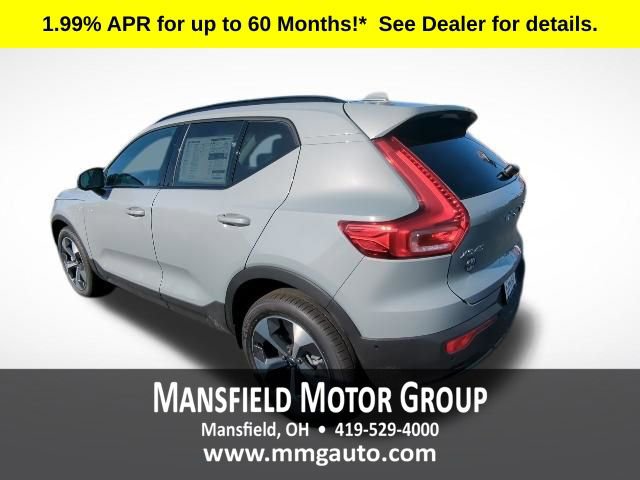 New 2026 Volvo XC40 B5 Plus w/ Protection Package Premier AWD/4WD image 4