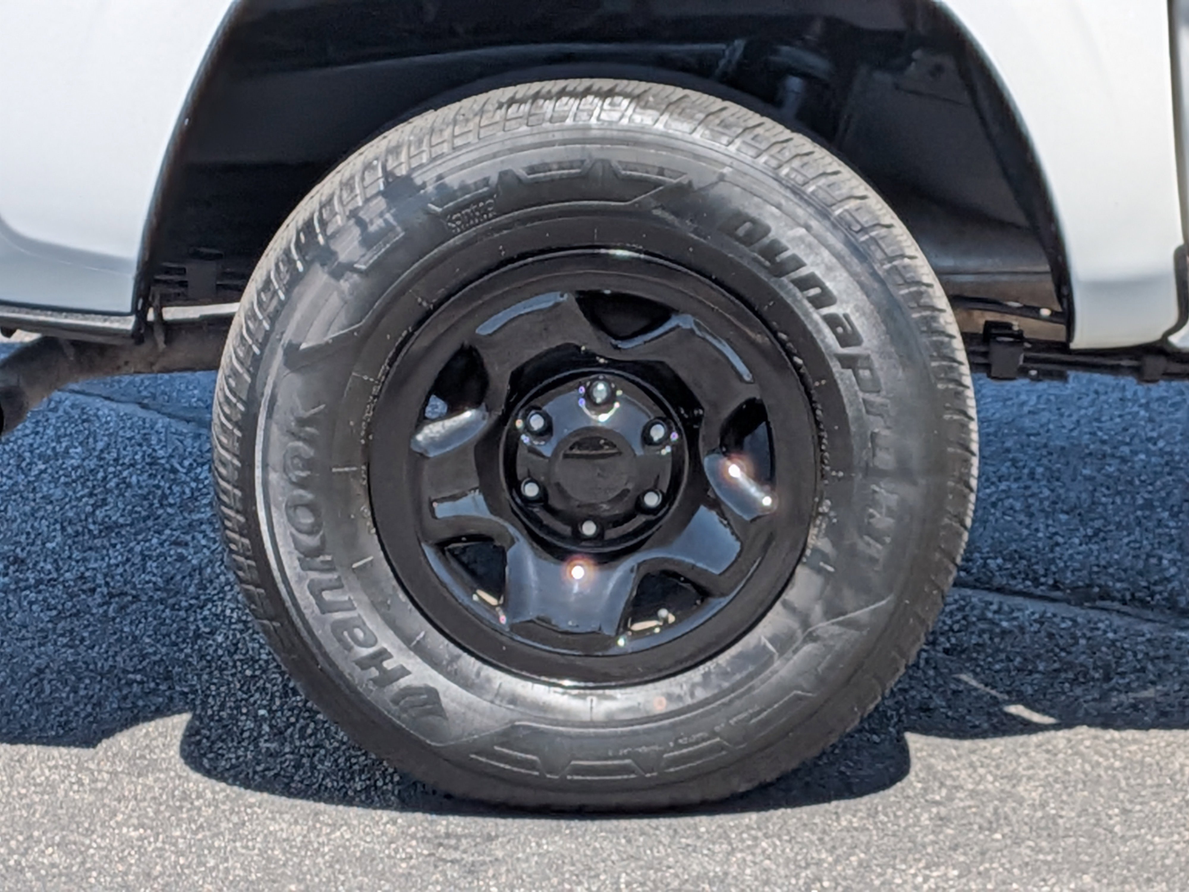 Certified 2023 Toyota Tacoma SR AWD/4WD image 11