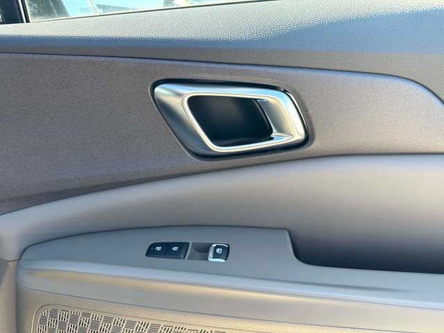 New 2026 Kia Carnival EX image 18