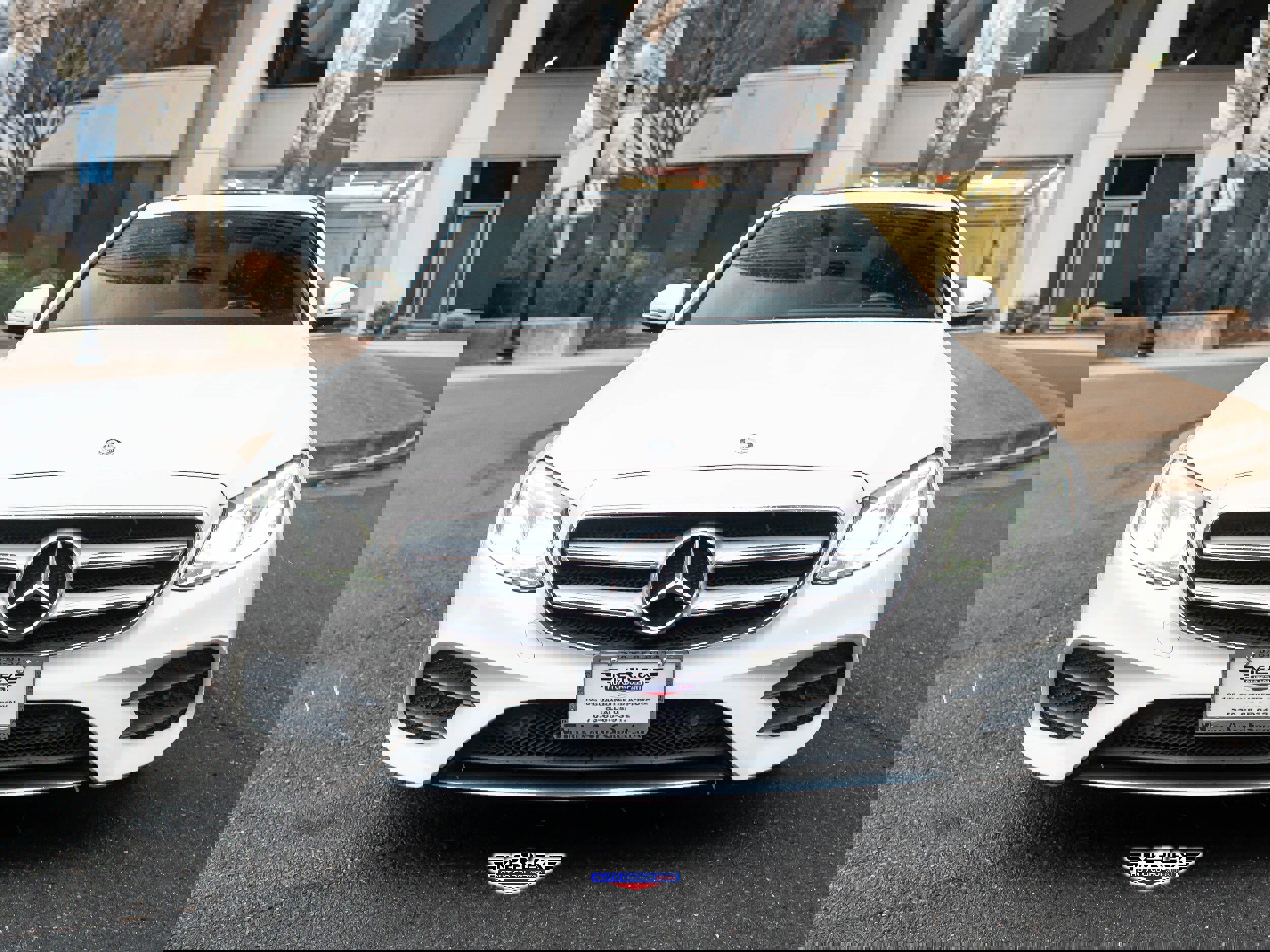 Used 2017 Mercedes-Benz E 300 300 4MATIC image 2