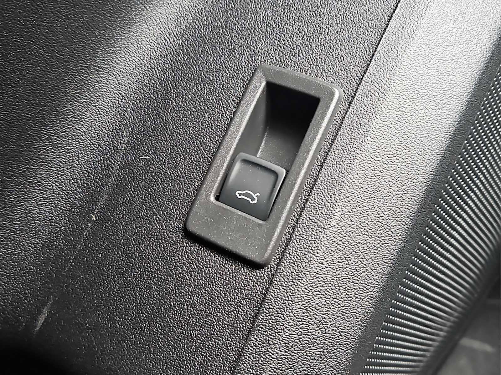 New 2026 Audi Q5 Premium image 21