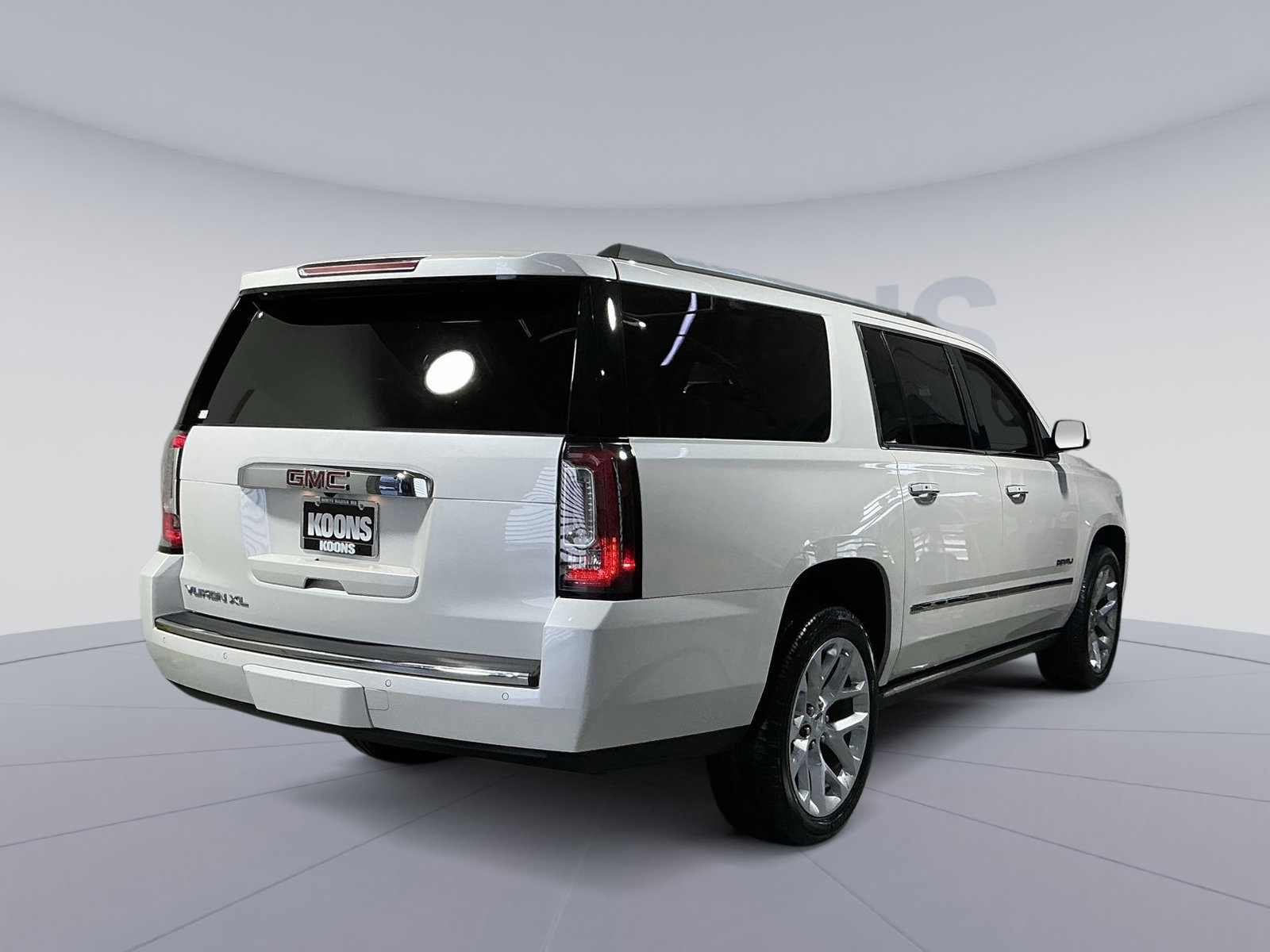 Used 2019 GMC Yukon XL Denali w/ Denali Ultimate Package image 16
