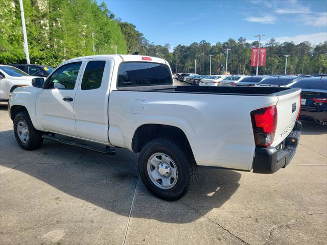 Certified 2018 Toyota Tacoma SR RWD image 3