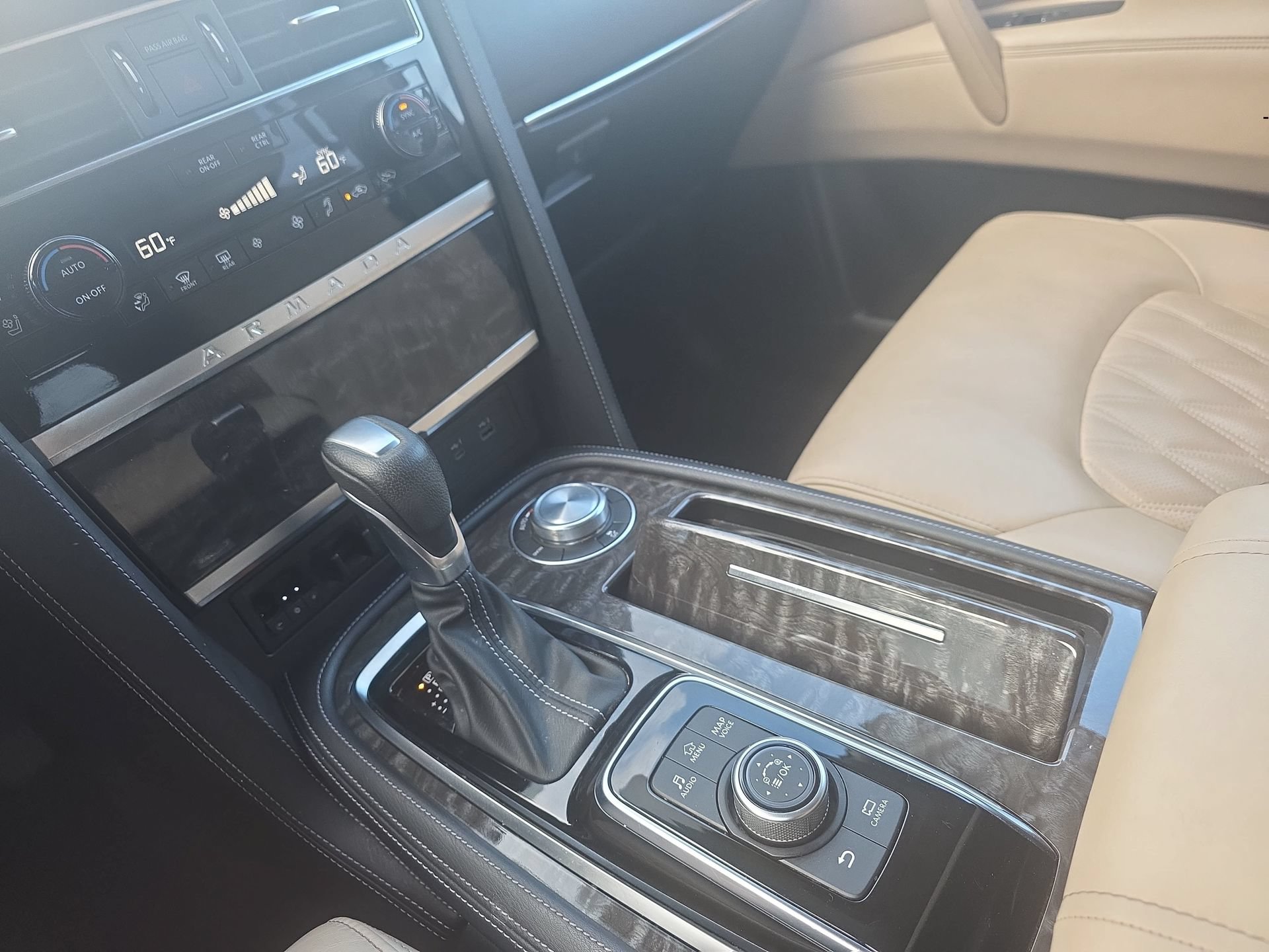 Used 2021 Nissan Armada Platinum AWD/4WD image 25