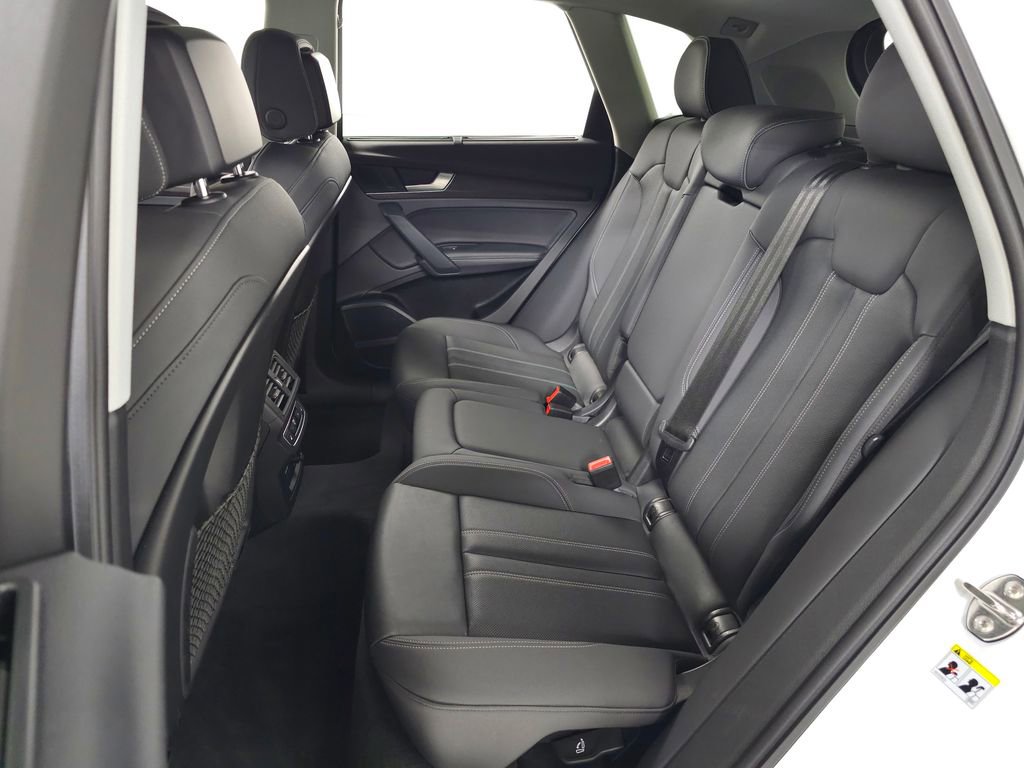 Used 2021 Audi Q5 Prestige w/ Prestige Package AWD/4WD image 39