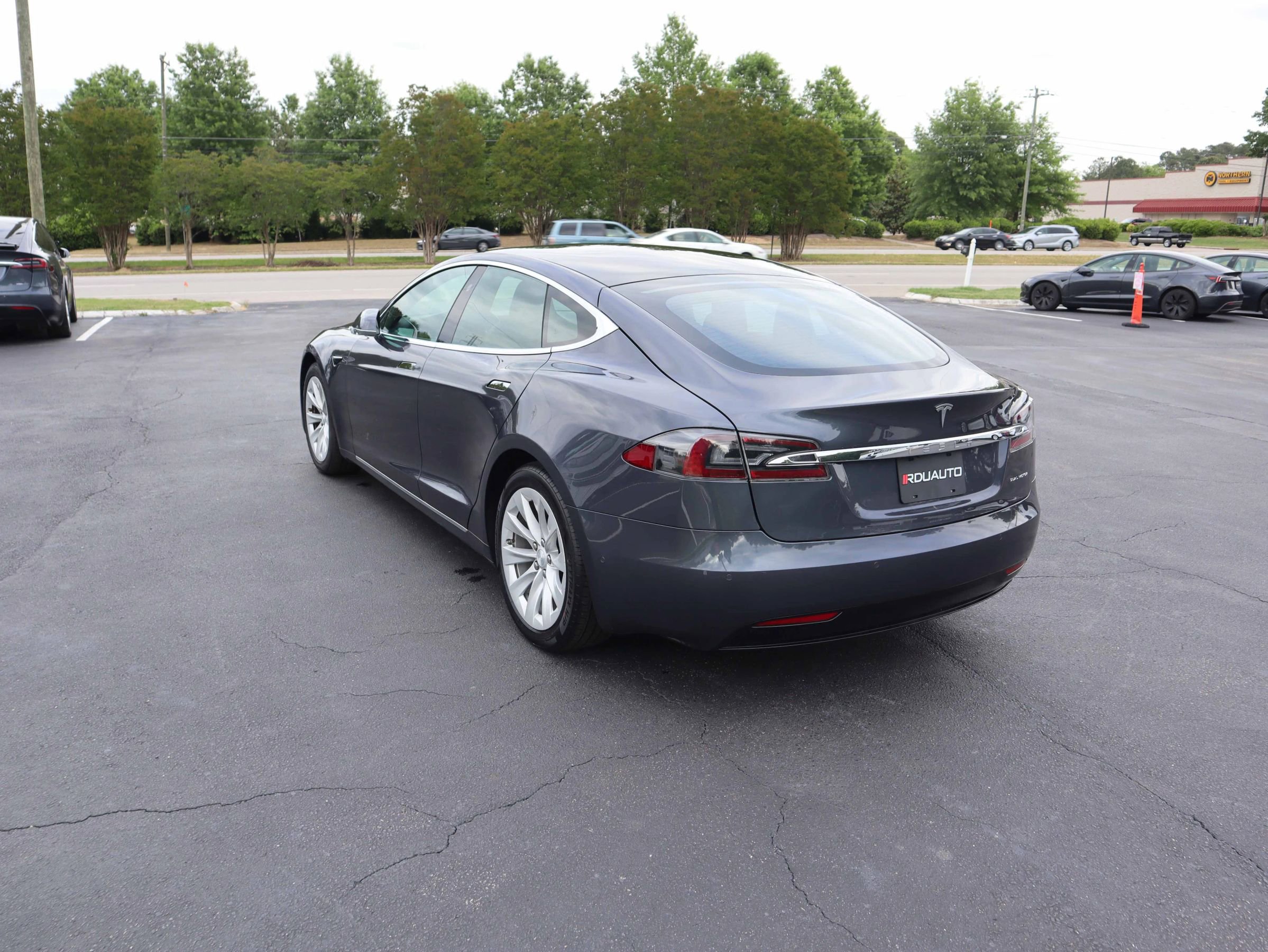 Used 2019 Tesla Model S Long Range AWD/4WD image 9
