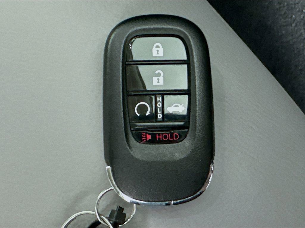 Certified 2025 Honda Pilot EX-L image 39