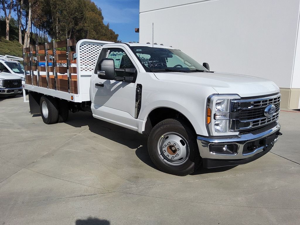 New 2026 Ford F350 XL w/ XL Chrome Package image 4