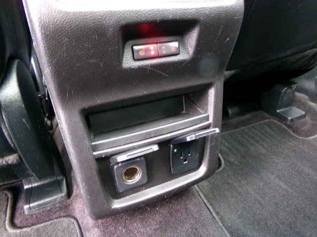 Used 2017 Ford Edge Titanium w/ Equipment Group 302A image 17